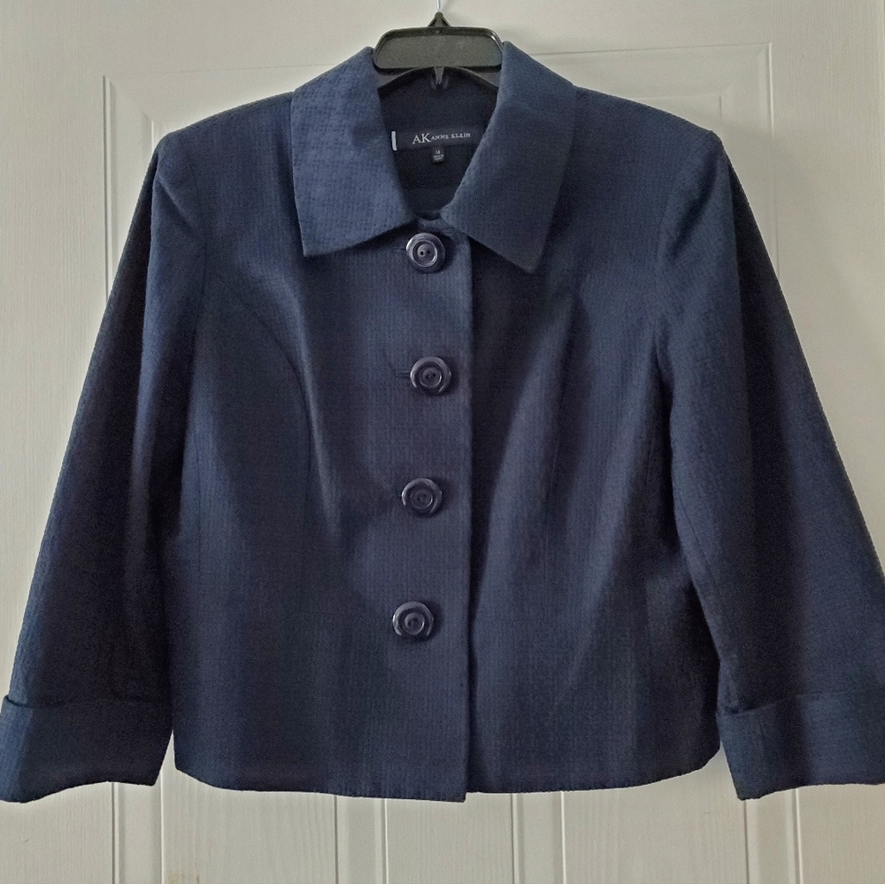 AK Anne Klein cropped jacket